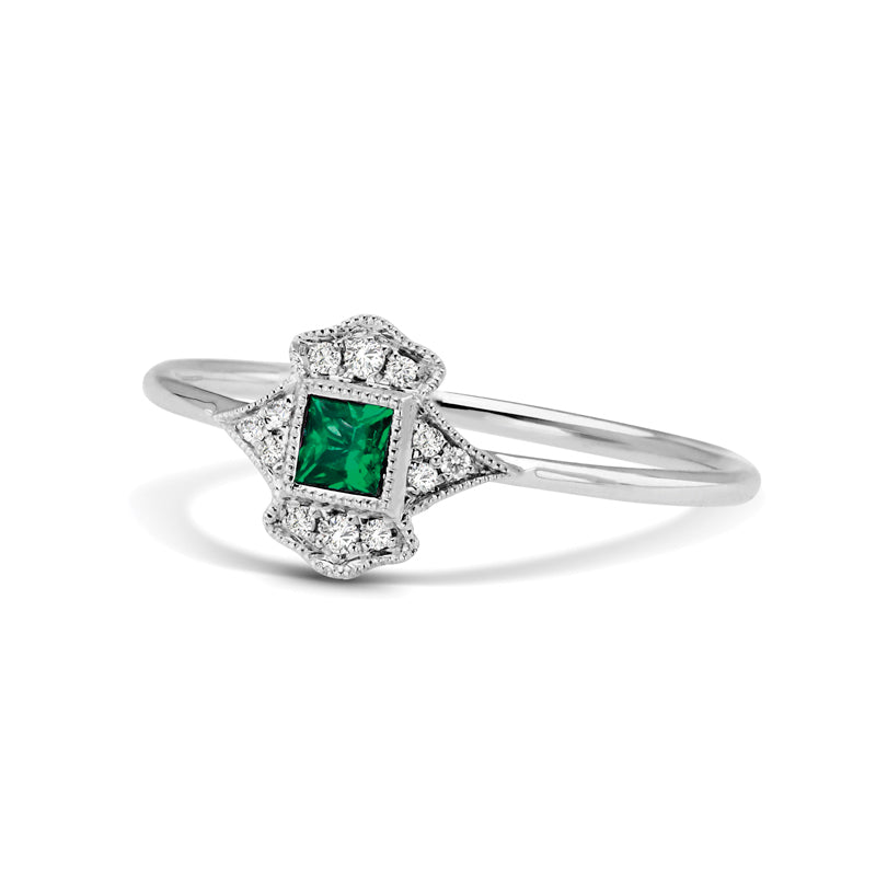 14kt Gold 1/20 ct tw Vintage Ring F VS Diamonds Emerald Center