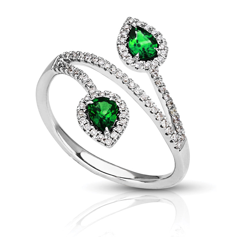 14kt Gold 1/5 ct tw Ring F VS Diamonds Emerald Center