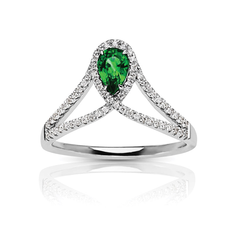 14kt Gold 1/5 ct tw Ring F VS Diamonds Emerald Center